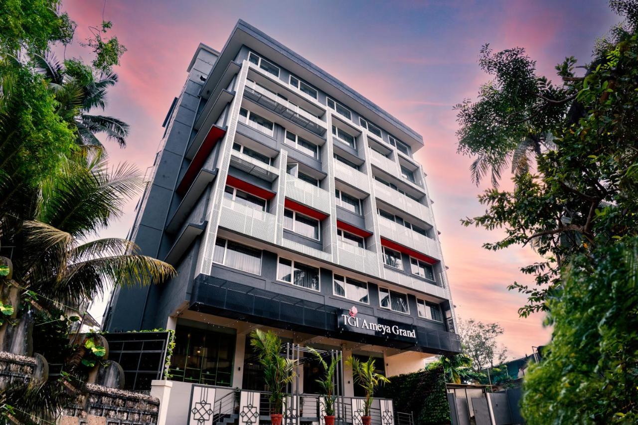 Tgi Ameya Grand Hotel ปณชี ภายนอก รูปภาพ